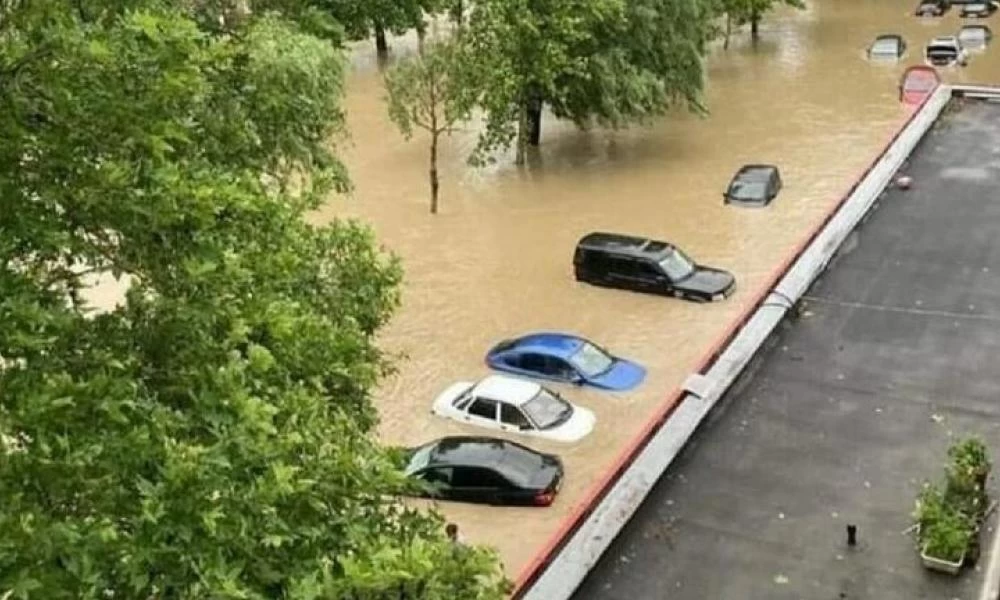 Κριμαία: Εκκενώνονται περιοχές της πόλης Γιάλτα μετά τις πλημμύρες